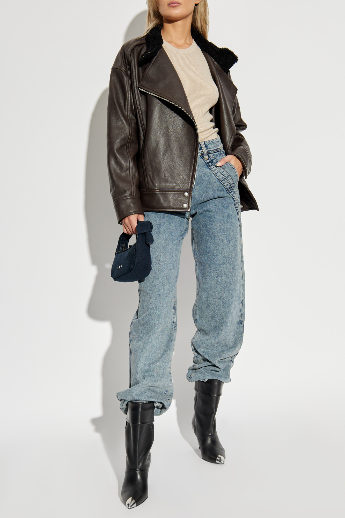 Amiur（エミレ）の「leather volume blouse（シャツ/ブラウス